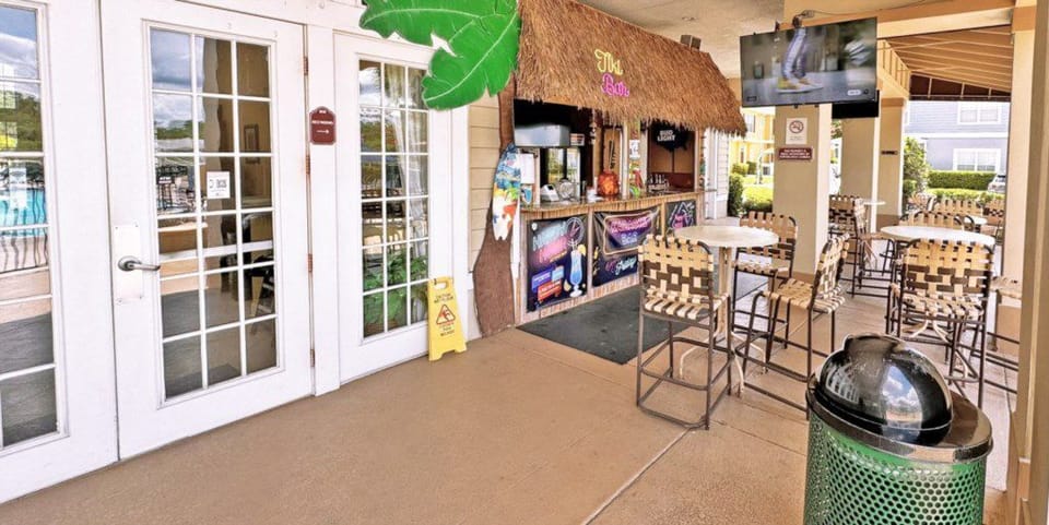 Unwind in true tropical style at the resort's inviting Tiki Bar. Sip on your favorite refreshing drinks, soak up the sunshine, and enjoy the laid-back island atmosphere.