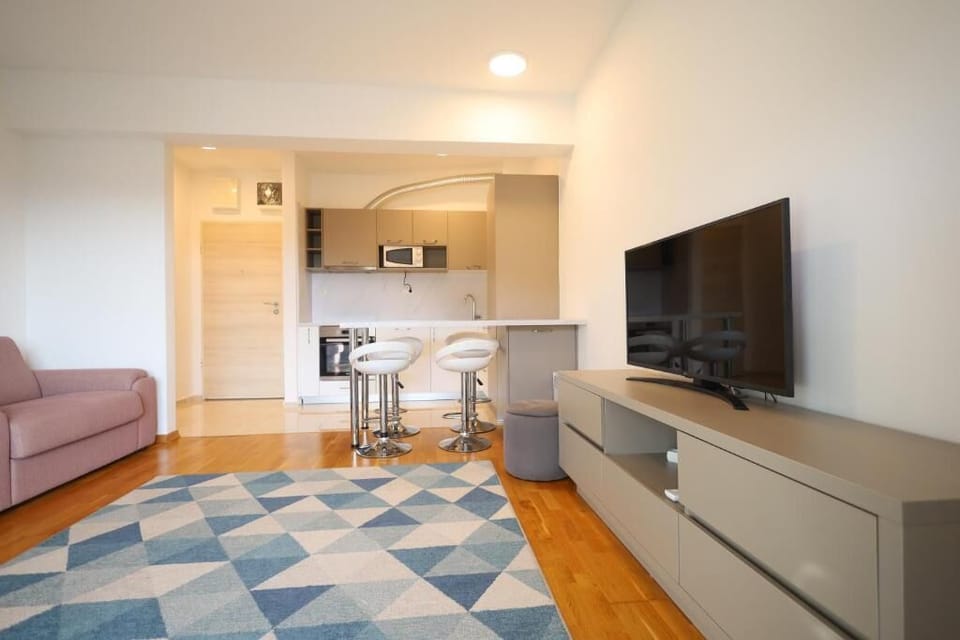 Comfort Apartment, Sea View | Interior