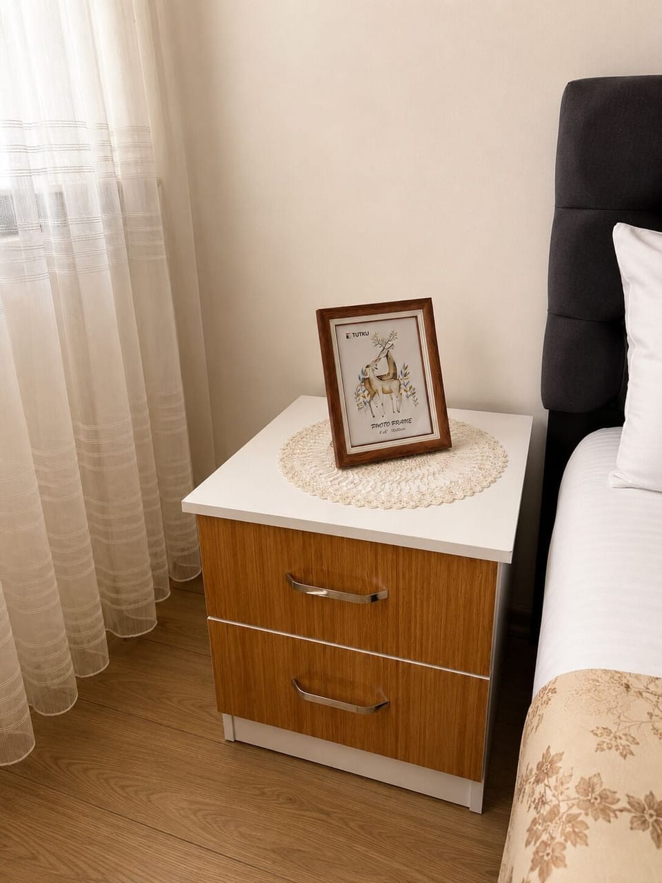 Classic Condo, Partial Sea View | Desk, free WiFi