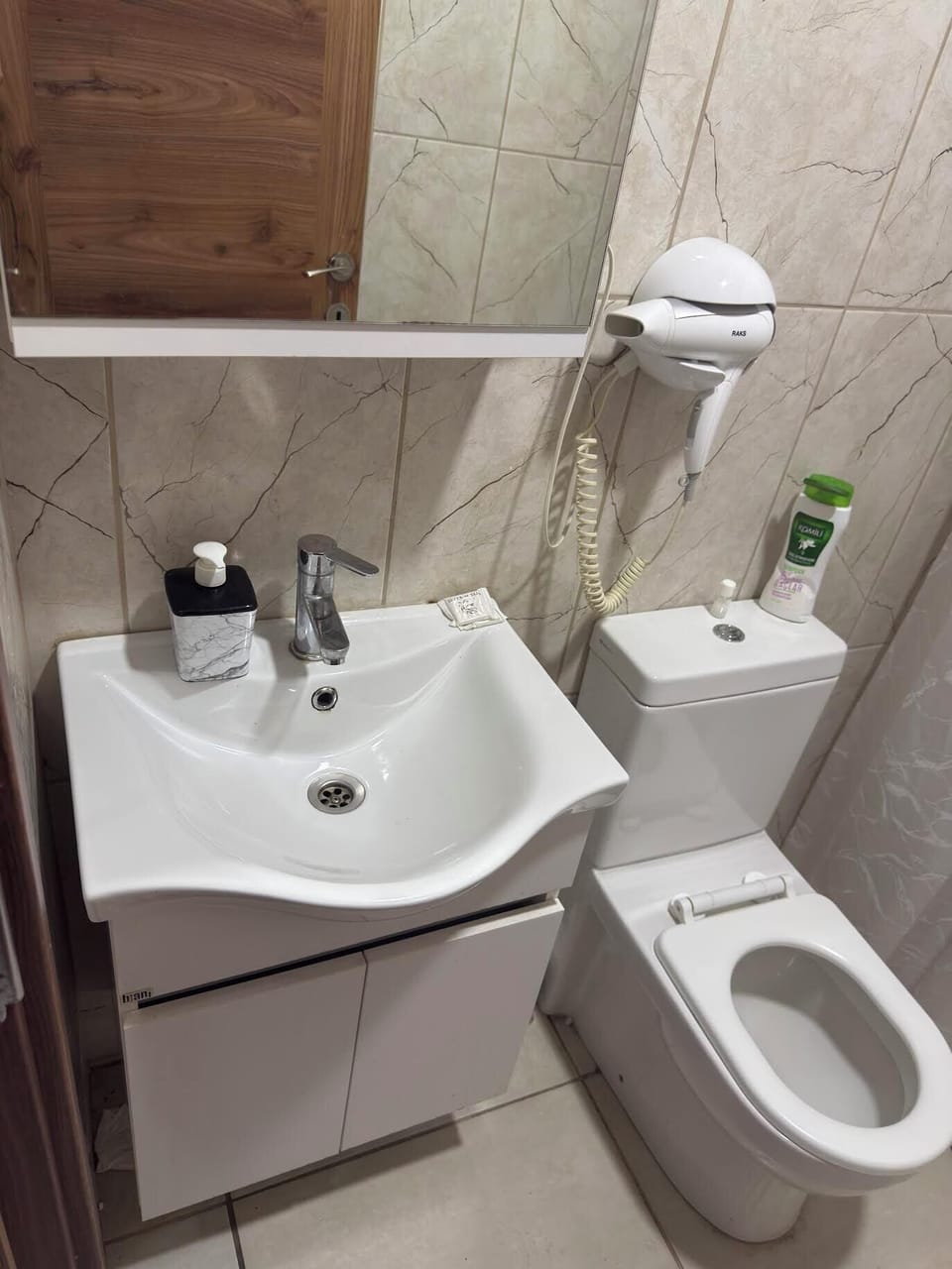 Double or Twin Room, Beach View | Bathroom | Shower, free toiletries, hair dryer, towels