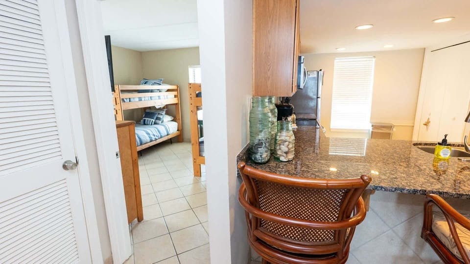 Apartment, 3 Bedrooms | Interior