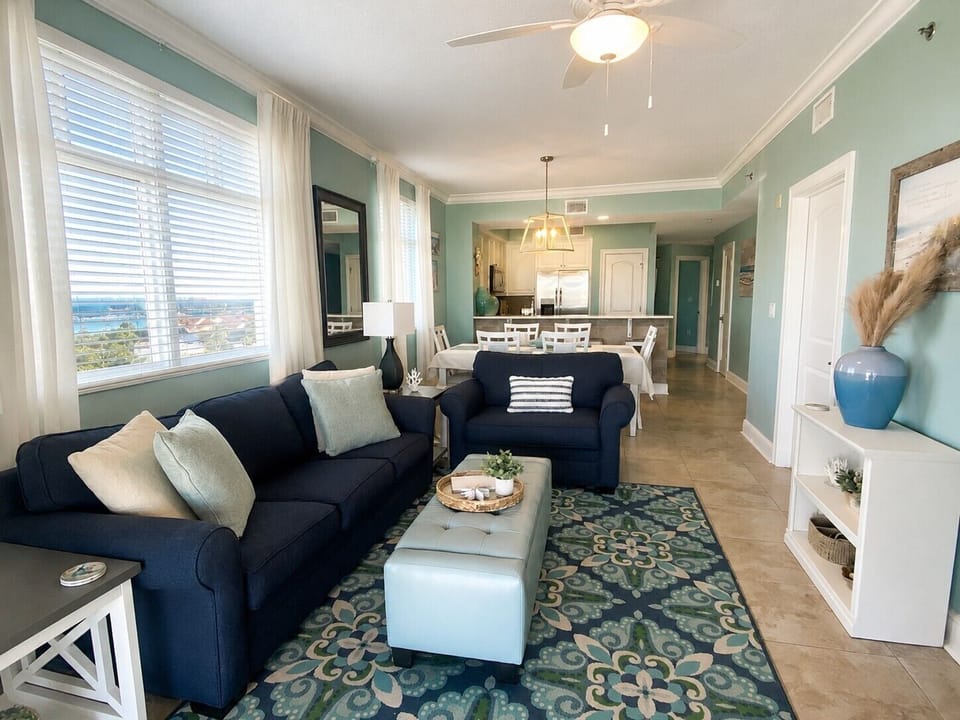 Azure #623 Living Room