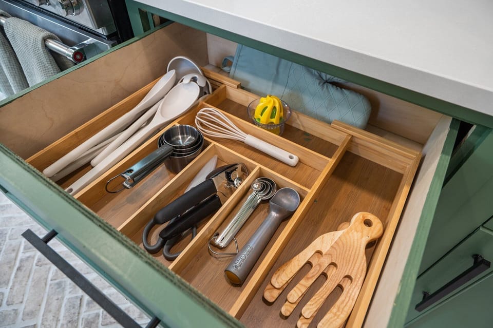 ully organized utensil and tool drawer. Kitchen stocked with complete set of cooking utensils, serving tools, and essentials. Toaster, Keurig, wine glasses, and all cooking basics provided.