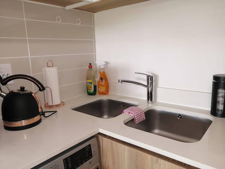 Apartment, 1 Bedroom, Balcony | Interior