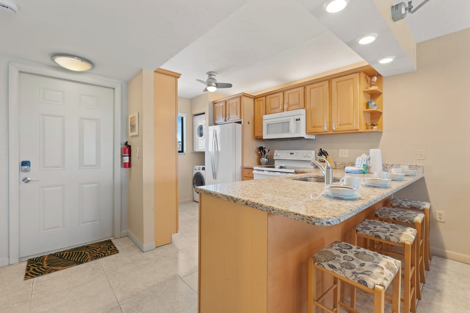 Kitchen with Additional Bar Seating!