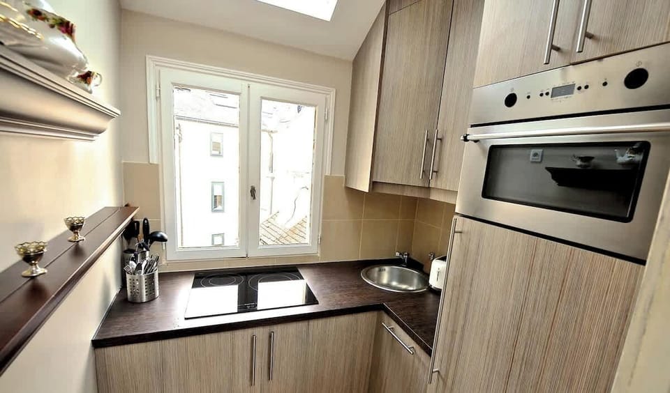 ESMERALDA KITCHEN