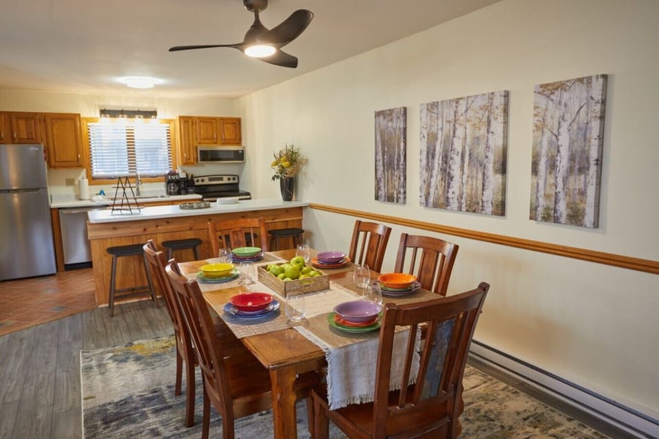 Kitchen bar and dining table