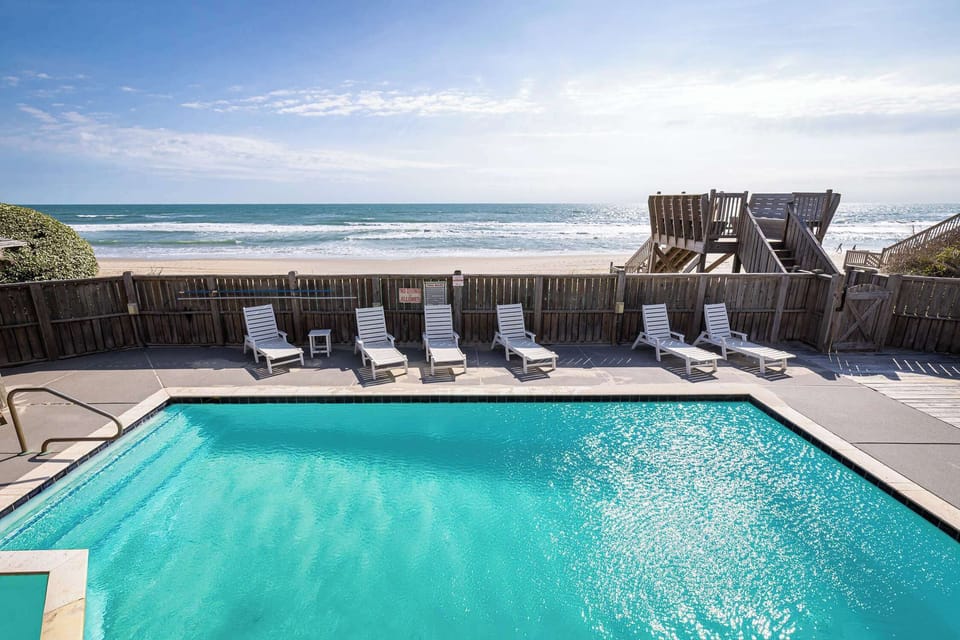 Private Oceanfront Pool w/ Hot Tub, Pool Bar, and Dune Walkover