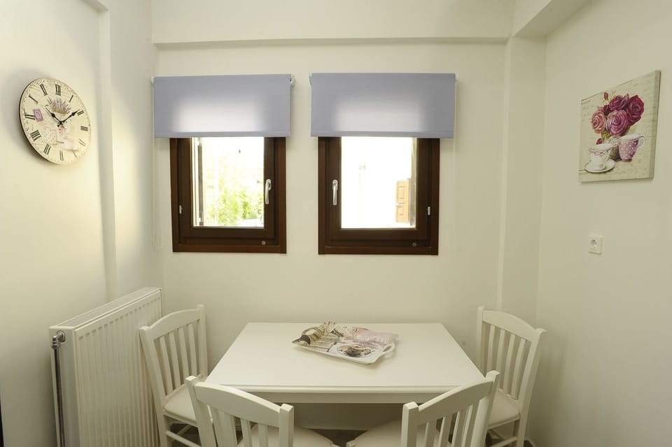 Family Villa, Beachfront | In-room dining