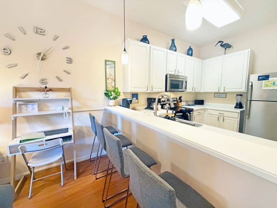 8-Kitchen.JPG