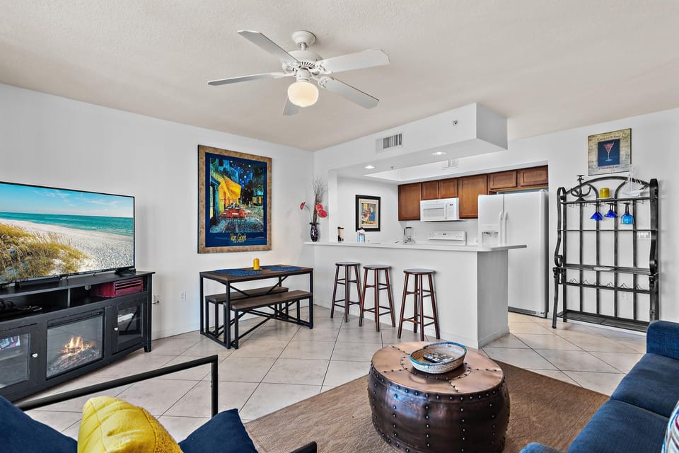 Condo, 1 King Bed with Sofa bed (Destin West Bayside Sandpiper #505) | Living area