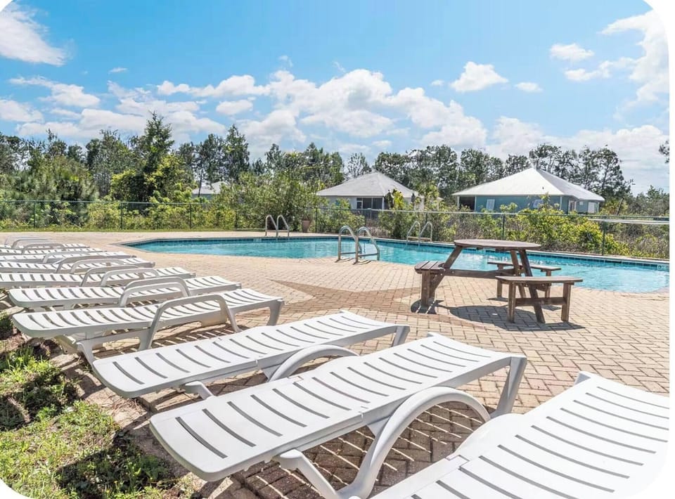 House, 3 Bedrooms, Smoking, Patio | Pool | Outdoor pool