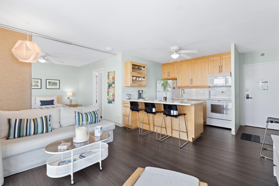 Condo, 1 King Bed with Sofa bed (Estero Beach & Tennis 908-B) | Living area