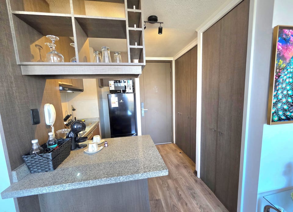 Executive Apartment, Balcony, Mountain View | Private kitchen
