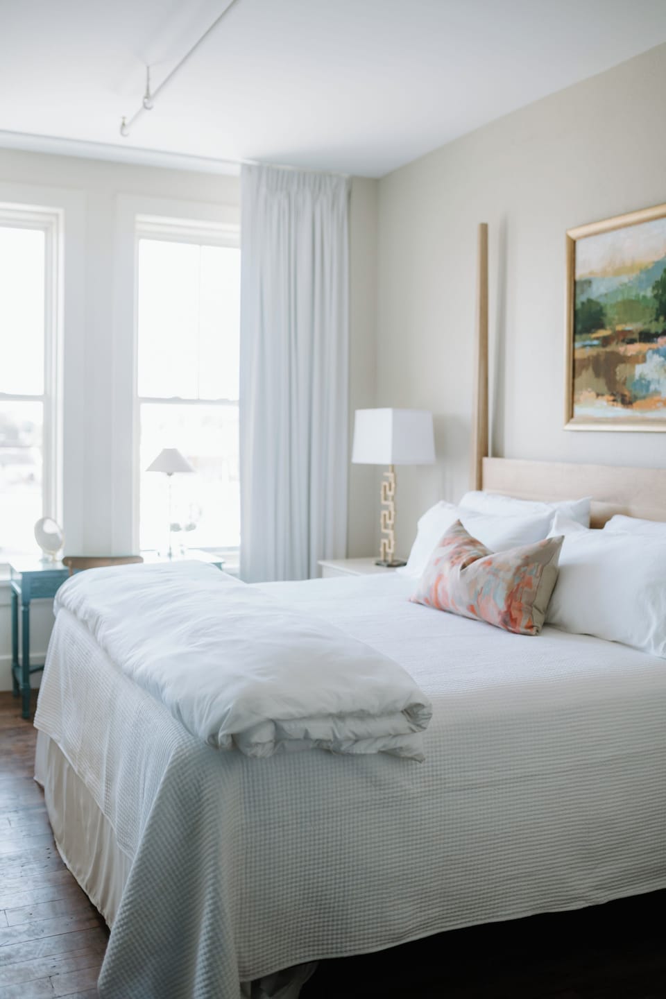 Comfort Room, City View | Desk, laptop workspace, iron/ironing board, free WiFi