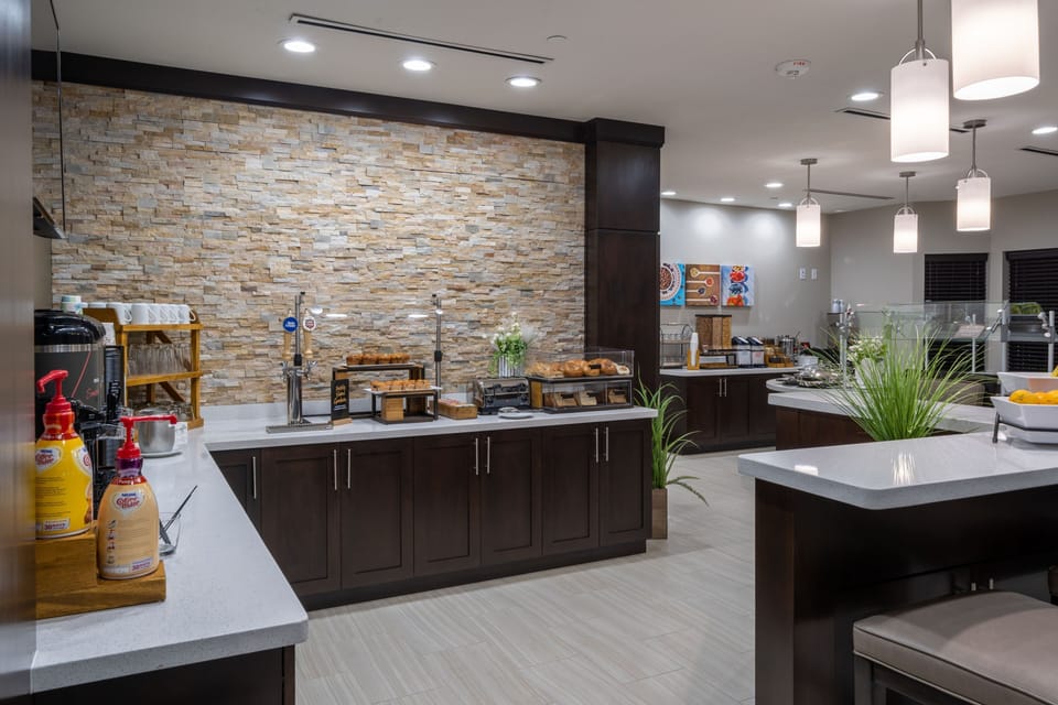 Enjoy a cozy breakfast with freshly baked goods and a warm atmosphere, perfect for starting your day.