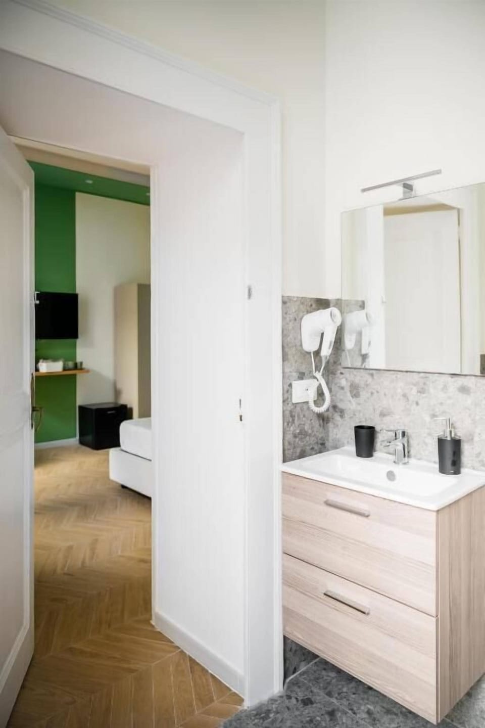 Superior Double Room, Balcony, City View | Bathroom | Bathrobes, bidet