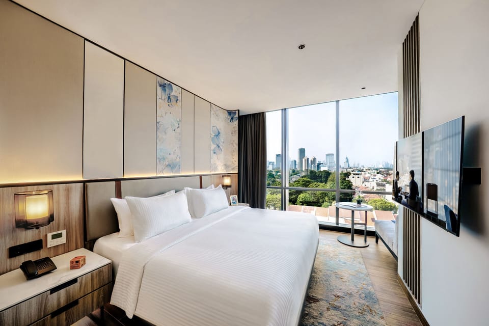 Minibar, in-room safe, free WiFi, bed sheets