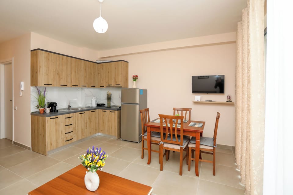 Kitchen and dining area