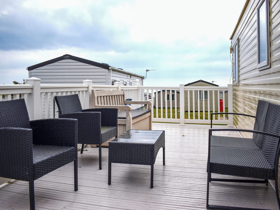 Sitting-out-area | Beech Walk 45 - Grand Coastal retreats, Exmouth