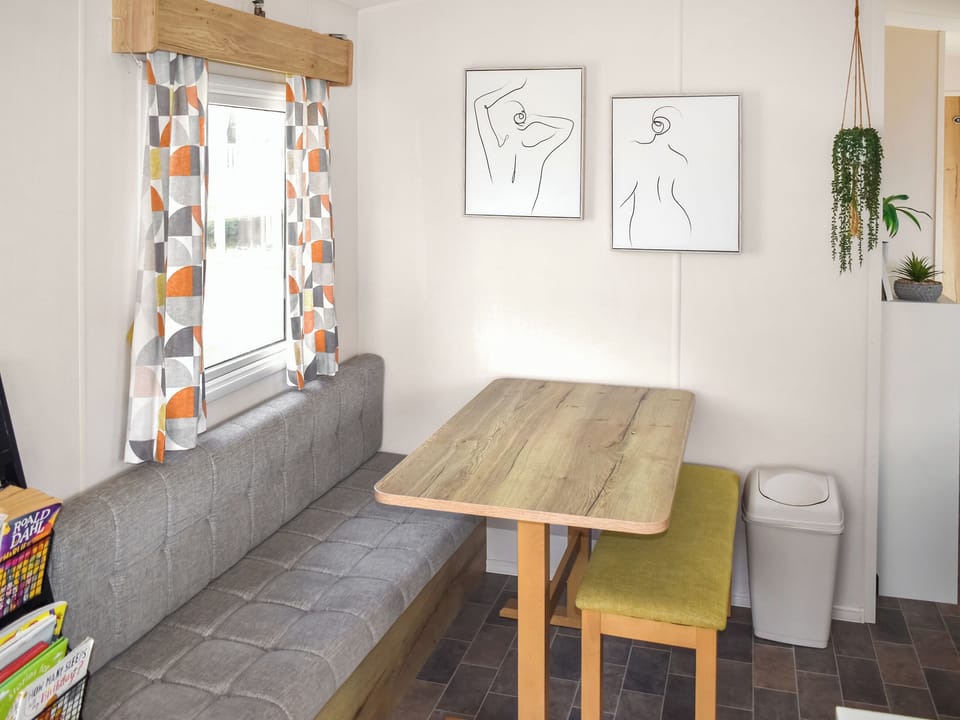 Open plan living space | Juniper Close 52 - Grand Coastal Retreats, Exmouth
