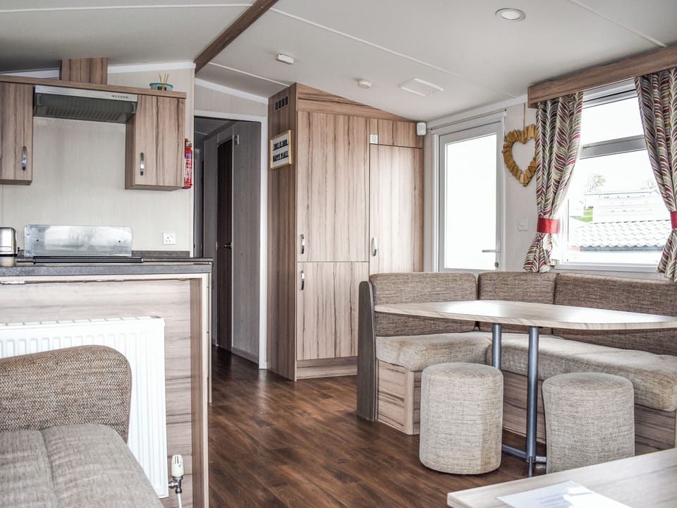 Open plan living space | Elms 116 - Grand Coastal Retreats, Exmouth