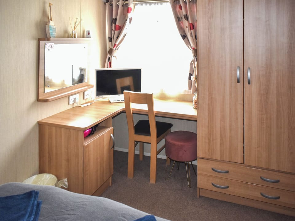 Double bedroom | Apple Grove 58 - Grand Coastal Retreats, Exmouth