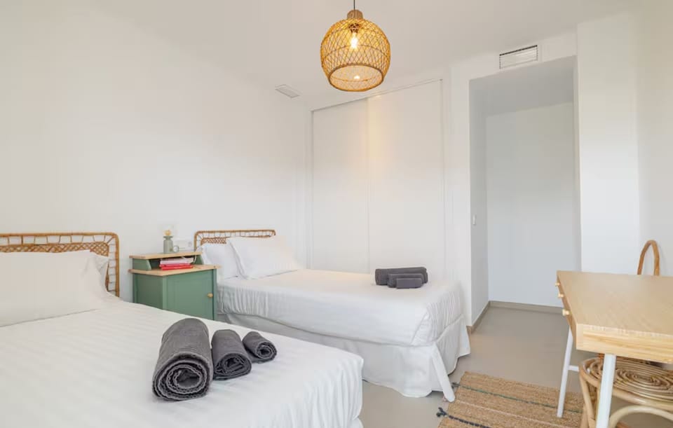 Guest bedroom