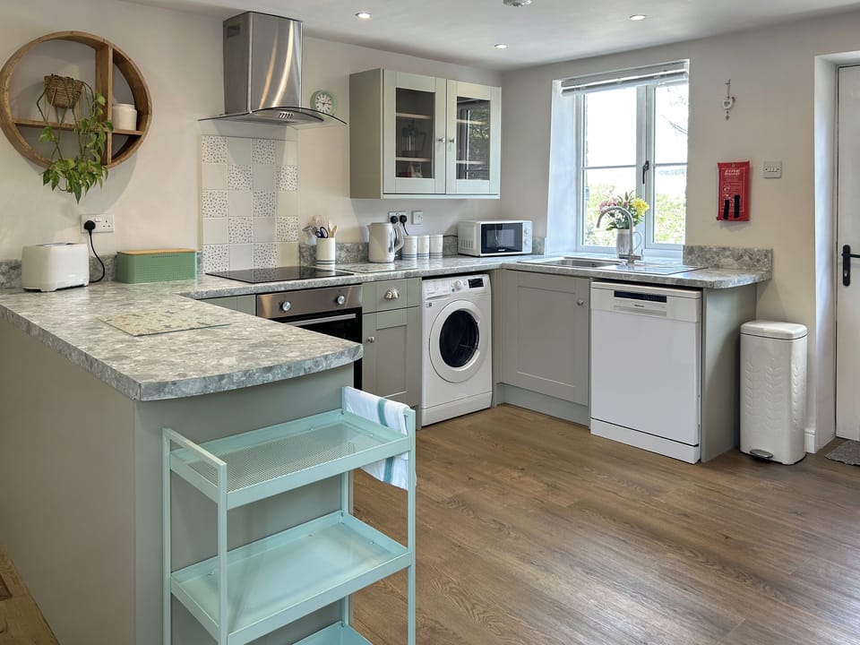 Kitchen | Mawstone Mine Cottage, Youlgrave