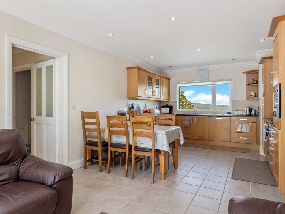 Kitchen/diner | Highgrove, Narberth