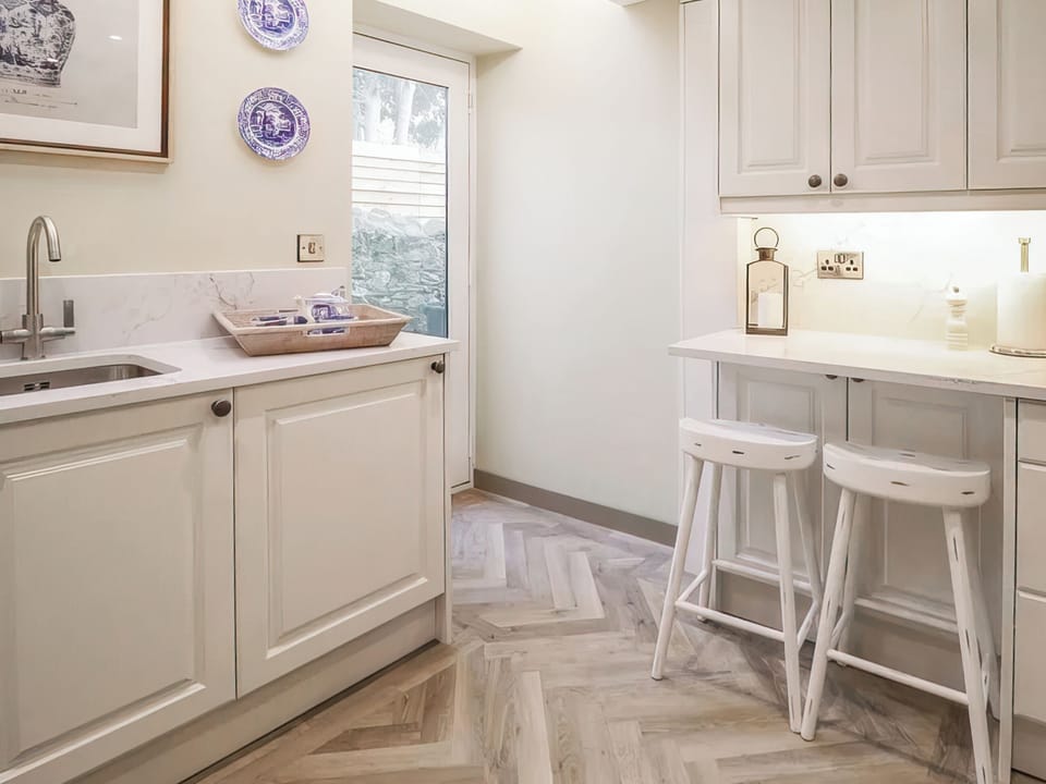 Kitchen | 14 Crown Lane, Conwy