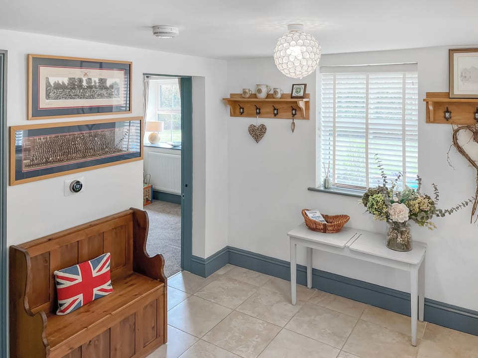 Hallway | Old Master&rsquo;s Cottage, Leven