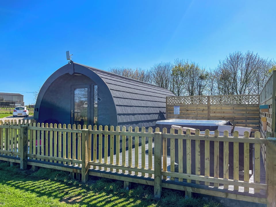 Exterior | Oak - Graffitoe Farm, Humanby, near Filey