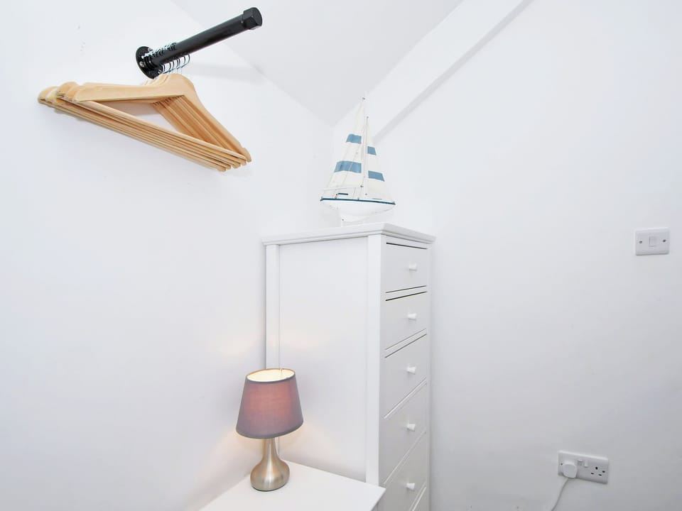 Bunk bedroom | 2 Railway View, Conwy Town