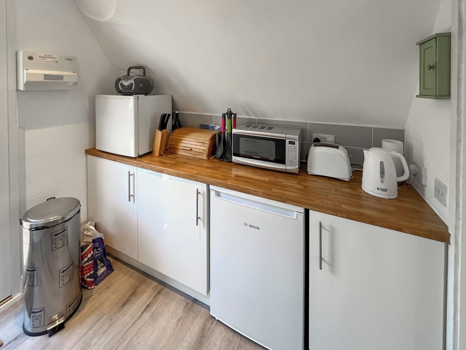 Kitchen | Neptune Lodge, Kingsdown, near Deal