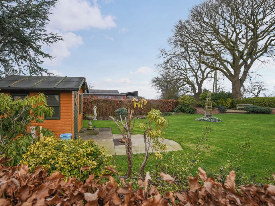 Outdoor | The Annexe, Willington