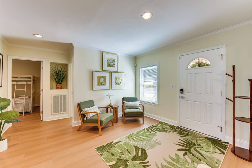Entryway | Main Floor