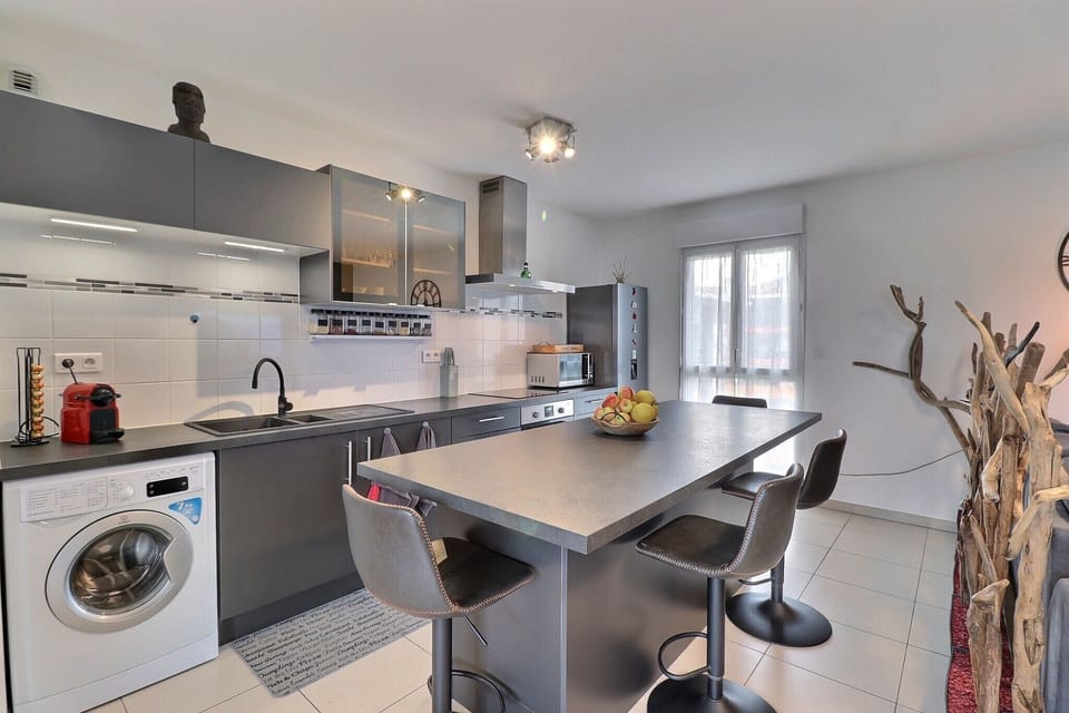 Comfort Apartment, Balcony, Mountain View | Private kitchen | Espresso maker, coffee/tea maker, electric kettle