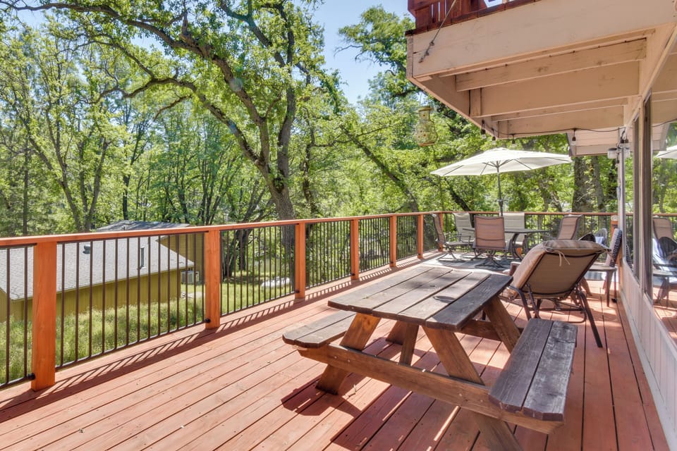 Furnished Deck | Outdoor Dining | Lake Views