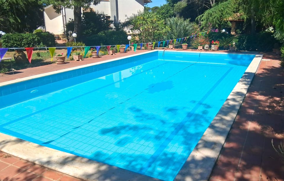 pool
