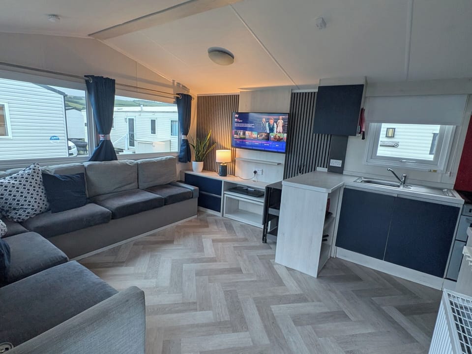 Cottage | Living area