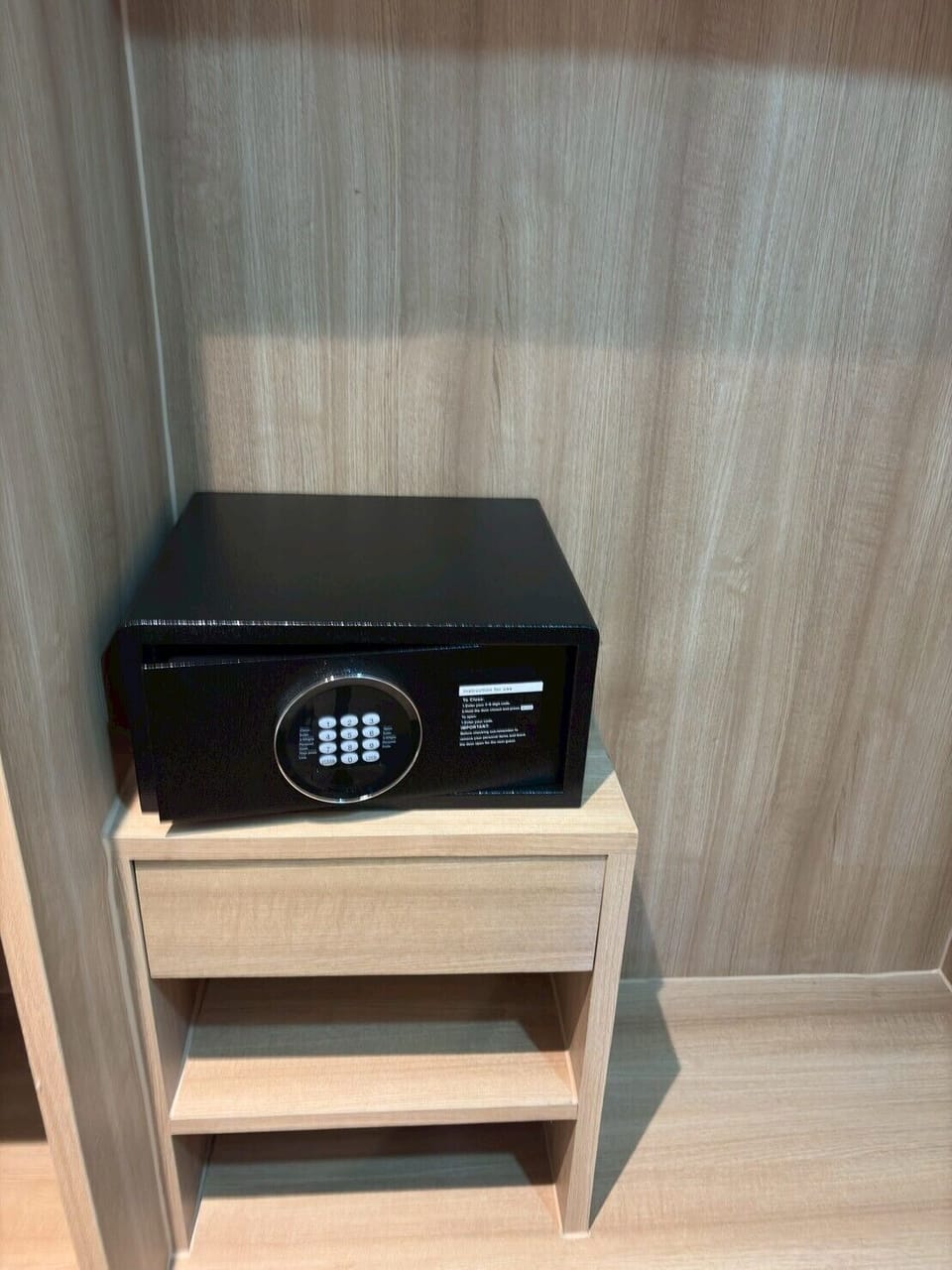Superior Single Room, Balcony | In-room safe, desk, laptop workspace, free WiFi