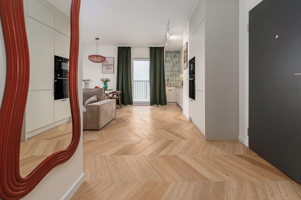 Luxury Apartment, Balcony, City View | Interior