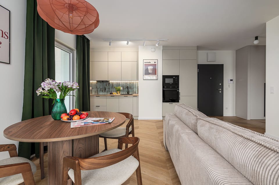 Luxury Apartment, Balcony, City View | Interior