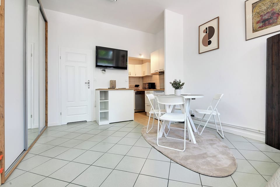 Studio | Iron/ironing board, free WiFi