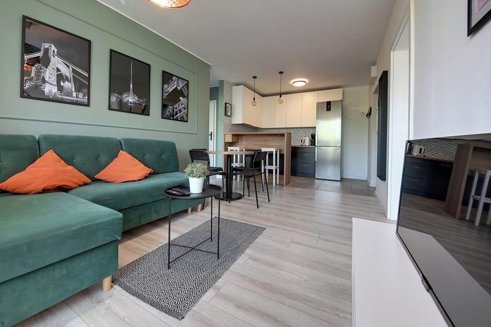 Apartment, Balcony | Living room