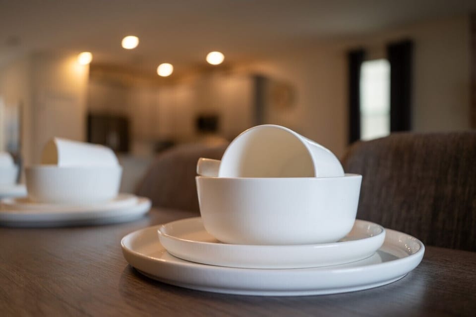Dining place setting