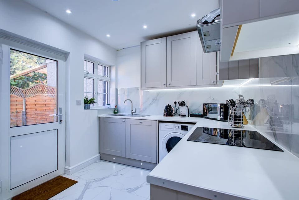 House | 3 bedrooms, Internet