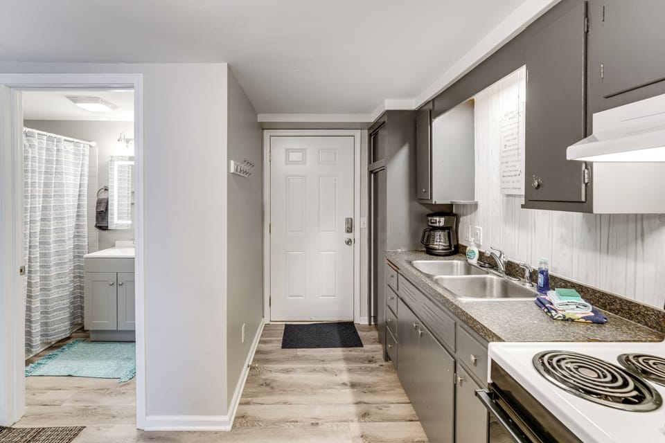 Apartment (1 Bedroom) | Interior