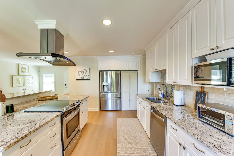 House (4 Bedrooms) | Interior